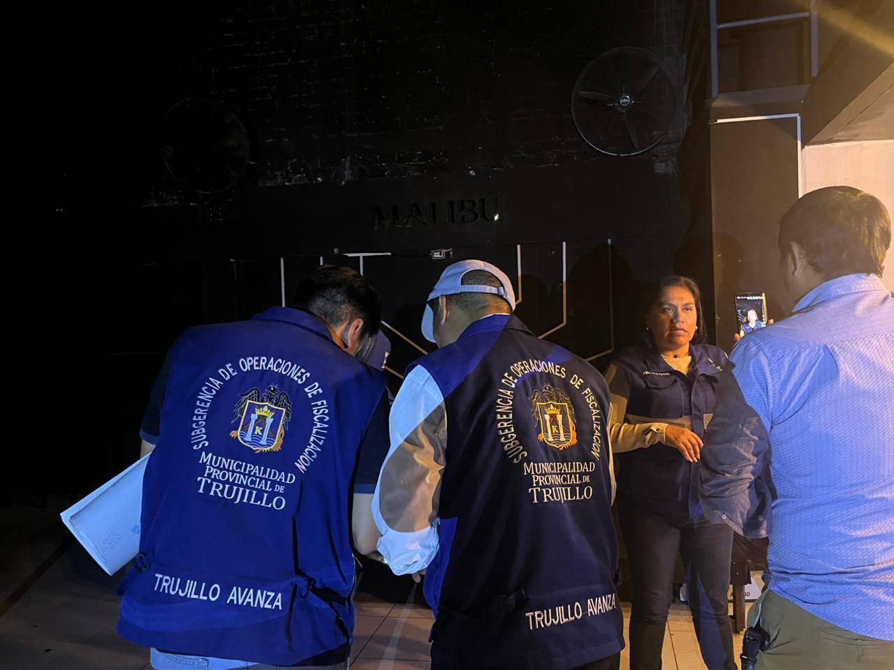 Alcalde Mario Reyna dice que al haber una ordenanza que regula el horario de atención, acudirá al Ministerio Público para que intervenga a infractores en “flagrancia”.