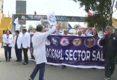 Médicos exigen al gobierno aumentar presupuesto para salud en medio de huelga nacional
