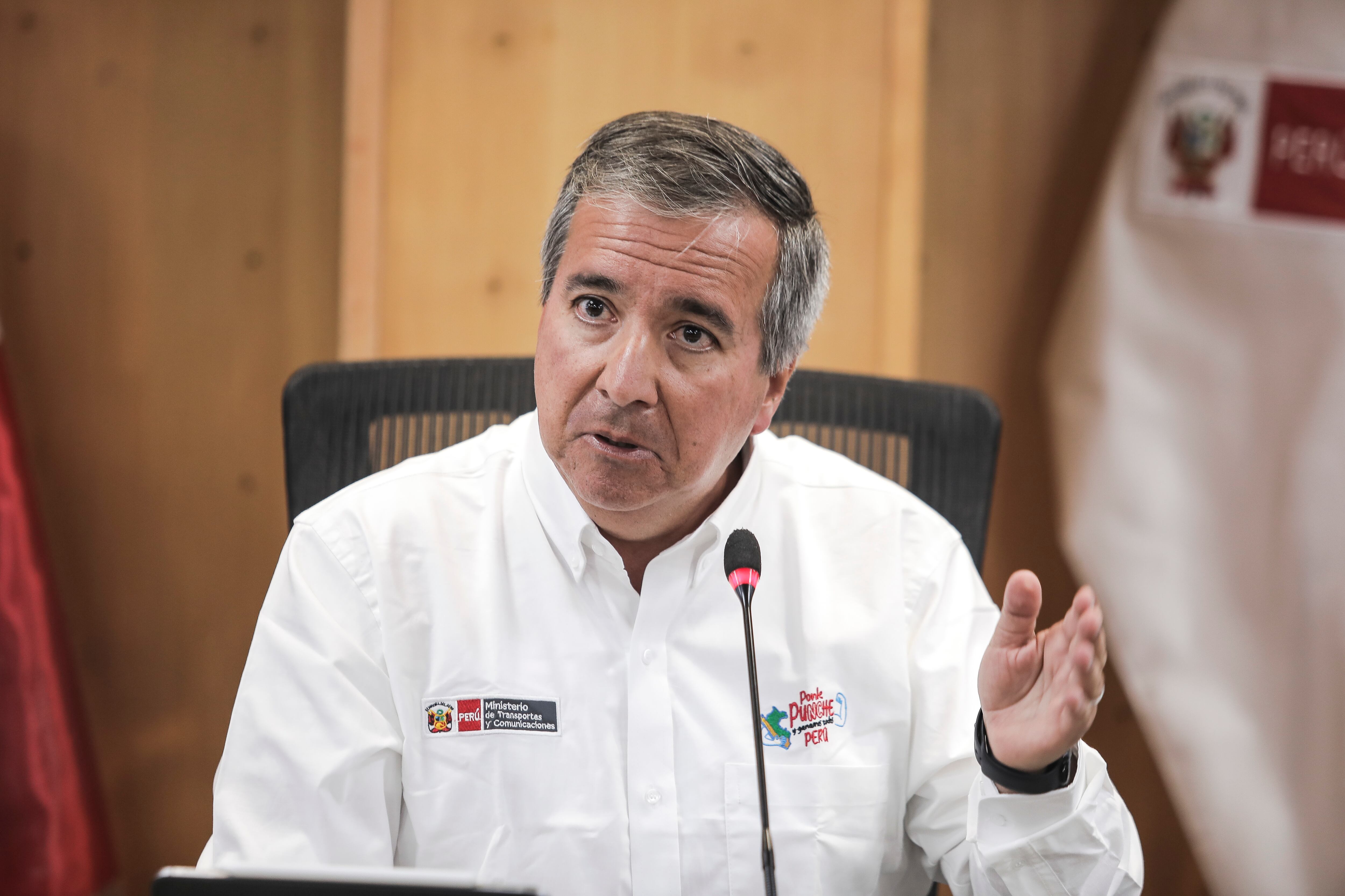 Titular del MEF Raúl Pérez-Reyes anuncia nuevo enfoque para Petroperú
fotos: joel alonzo/gec