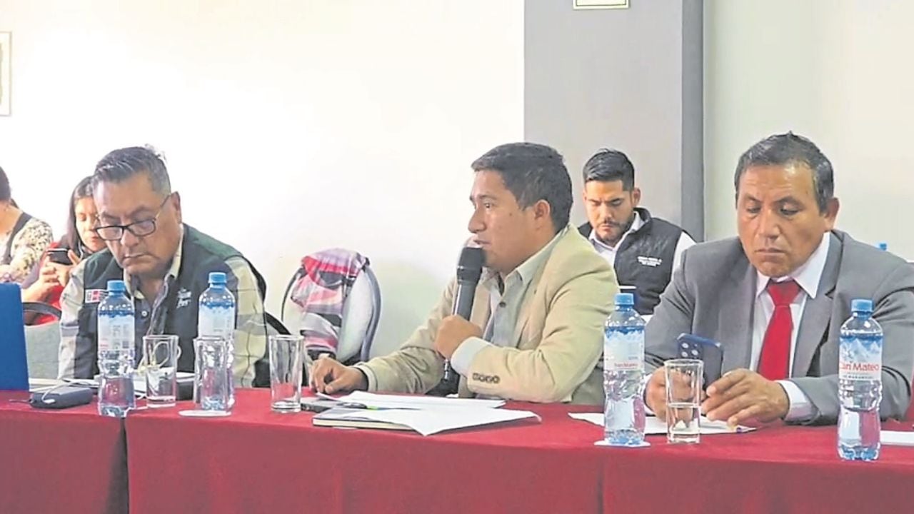 Burgomaestre de Pataz dijo ayer que el Ejecutivo sigue “mintiendo”, pues no intervendrá en la carretera nacional este año, sino el próximo, pese a acuerdos.