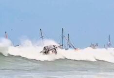 COEN: Cierran 81 puertos en litoral peruano por fuerte oleaje