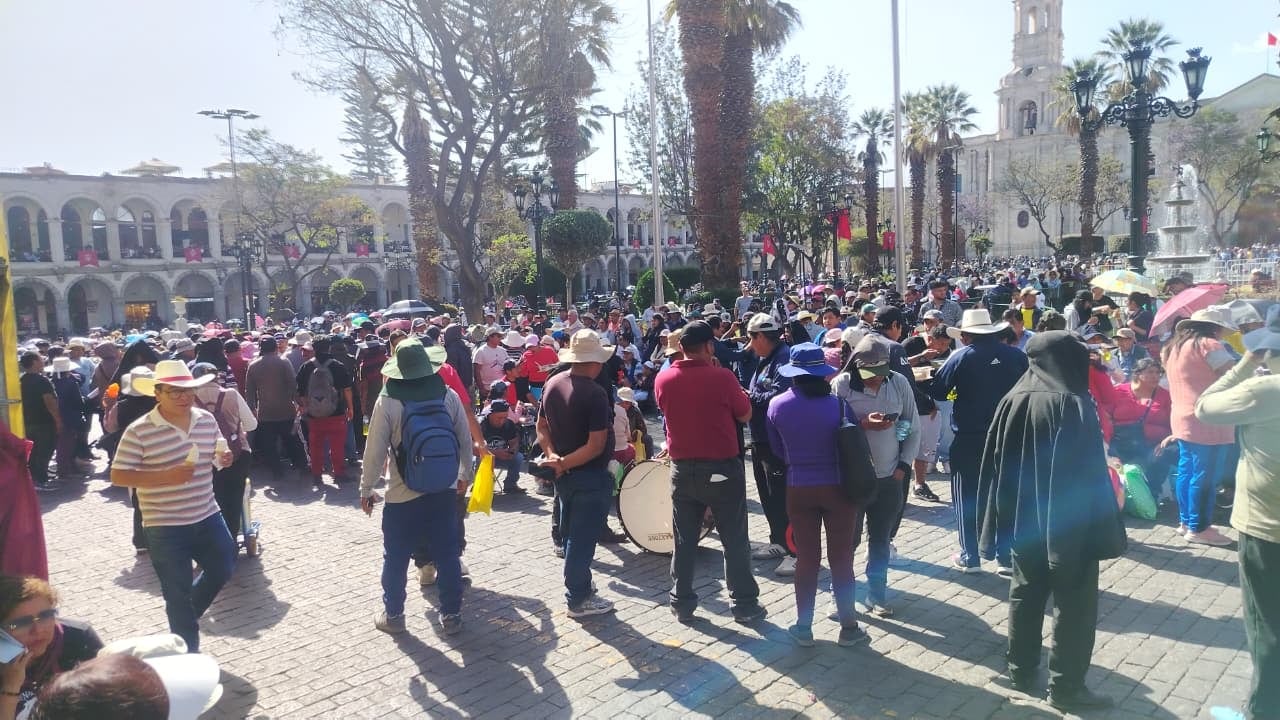 Transportistas manifestaron en la Plaza de Armas de Arequipa. Foto: GEC.