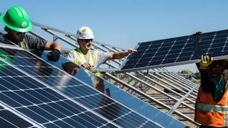 Competencia en el mercado eléctrico debe darse en igualdad de condiciones