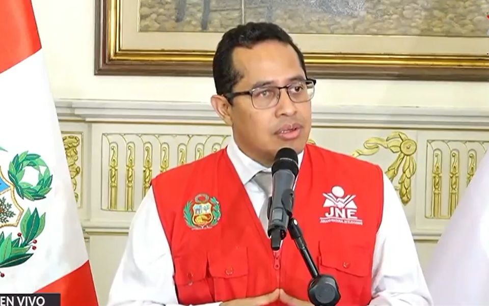 Roberto Burneo, presidente del JNE, pide al Gobierno implementar medidas de seguridad antes del 23 de diciembre. (Captura: JNE)