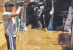Arequipa: Rebalse de canal de regadío en Camaná inunda viviendas