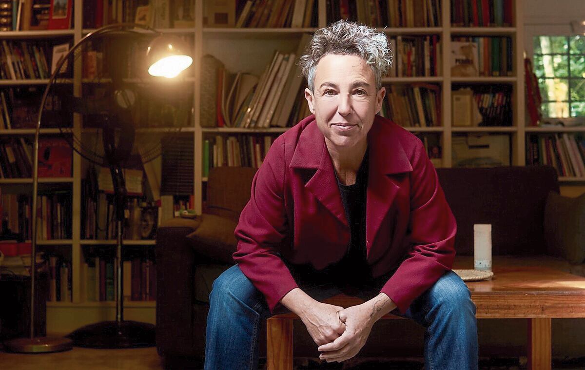 Jurado del premio que otorga la Feria Internacional del Libro de Guadalajara, dio el galardón a la novela “Las niñas del naranjel”