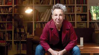 Escritora argentina Gabriela Cabezón gana Premio Sor Juana Inés de la Cruz