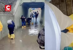 Peruano sorprende al vender bolsas plásticas para proteger el calzado tras lluvias intensas en la capital