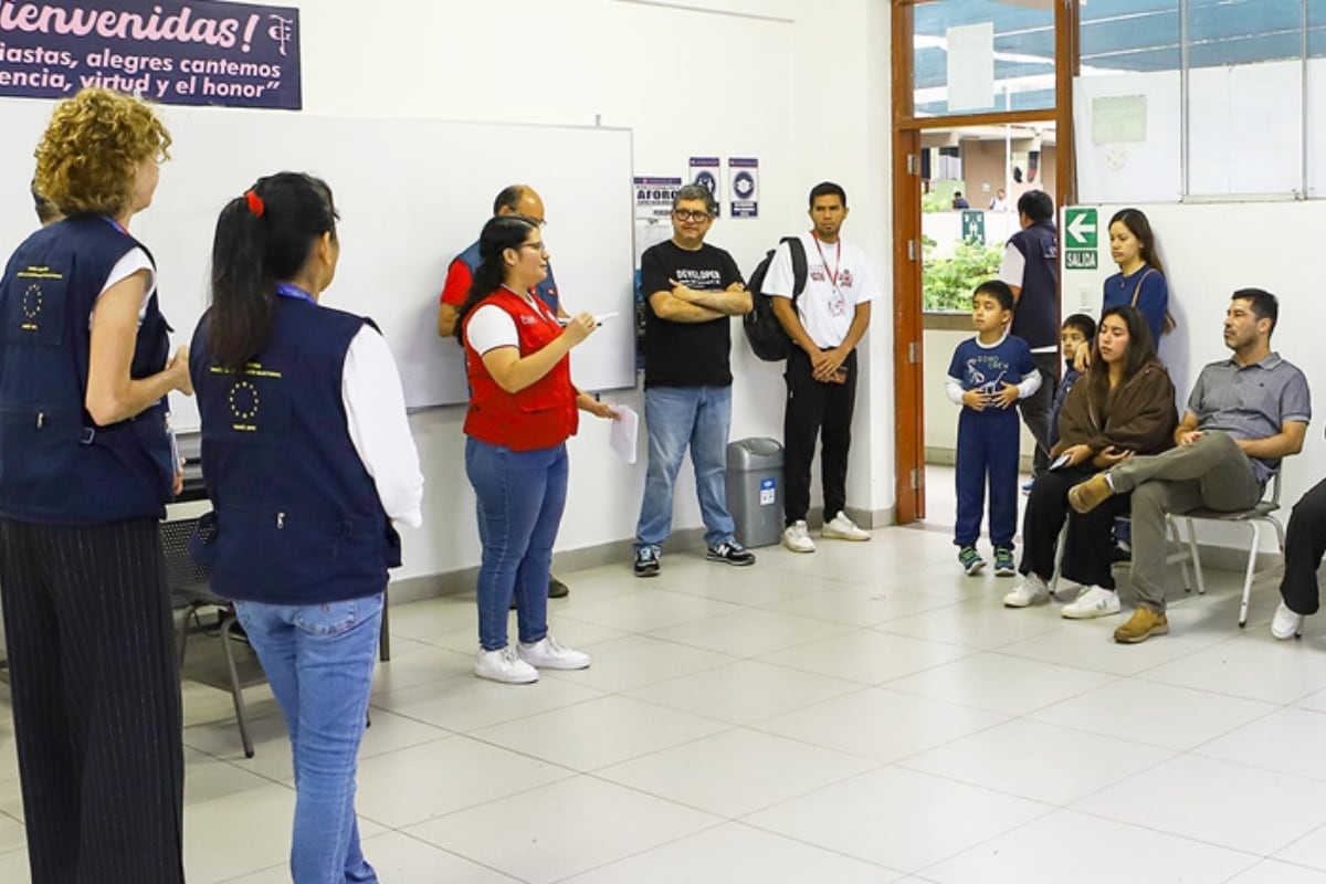 Un total de 40 especialistas fueron invitados y acreditados para supervisar el proceso electoral del próximo domingo. (Foto: JNE)