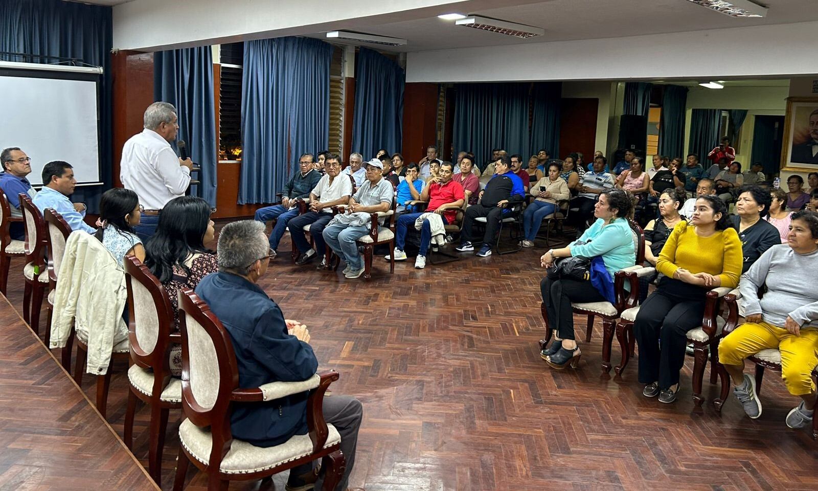 Alcaldes de Sullana y Bellavista se reunieron con los comerciantes