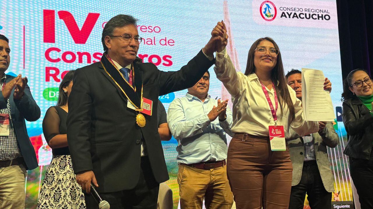 La abogada fue elegida como máxima representante de los legisladores regionales en todo el país durante evento desarrollado en Ayacucho.