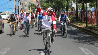 Arequipa: Ciclistas recorren la ciudad junto al ganador de la medalla de oro Hugo Ruiz Calle (VIDEO)