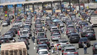Semana Santa: reportan congestión vehicular para salir de Lima al norte y sur del país