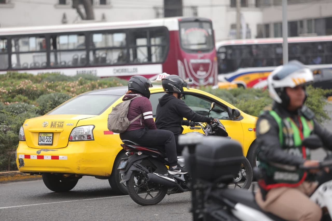 Motorizados trasgreden disposición de las autoridades. (Foto: GEC)