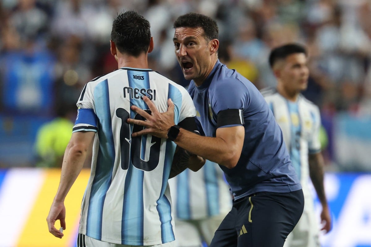 El capitán de la selección argentina nunca ha enfrentado a Inglaterra en su trayectoria con la Albiceleste. Un eventual cruce entre ambas selecciones en un Mundial representaría un hecho inédito para el delantero y un nuevo episodio de una de las rivalidades más emblemáticas del fútbol. (Photo by Odd ANDERSEN / AFP)