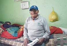 Canillita lucha por sobrevivir vendiendo periódicos en Arequipa