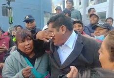 Tacna: Alcalde Demetrio Cutipa lloró luego de salvarse de la vacancia