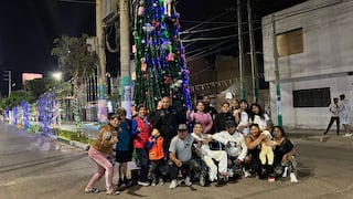 La calle más navideña de Pisco: realizaron el encendido del árbol en la calle Comercio