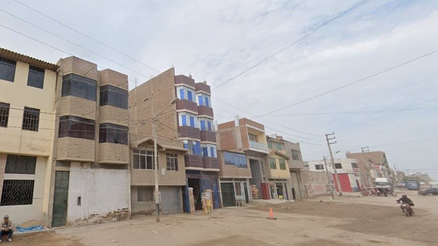 Los delincuentes lo interceptaron cuando caminaba hacia su negocio. Fue derivado a una clínica de Chiclayo. Agentes del área de Robos de la Divincri investiga el atraco.