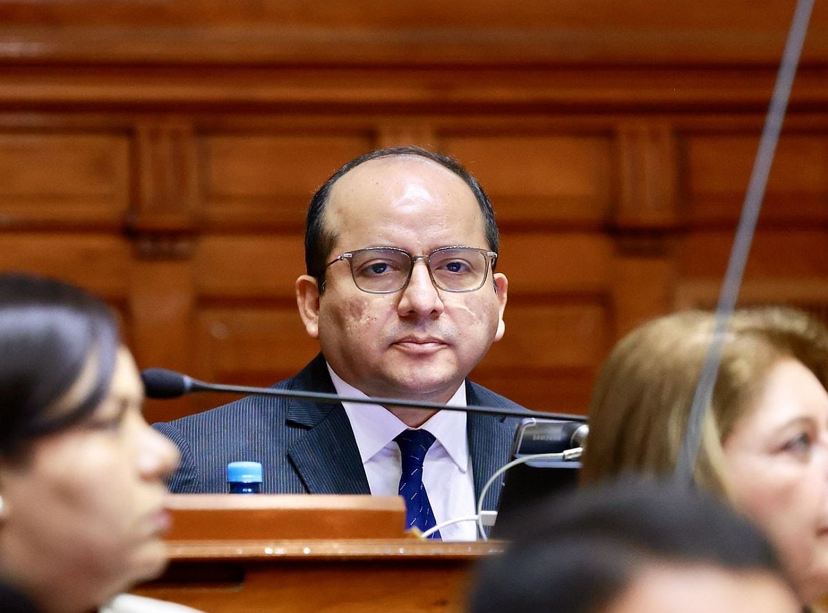La iniciativa planteaba penas de hasta cinco años de prisión y fue cuestionada por su posible impacto en la libertad de expresión. (Foto: Congreso)