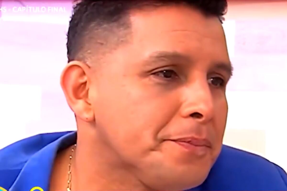 “Nosotros, los padres, tenemos que ver que nuestros hijos crezcan con seguridad, crezcan bien y tranquilos, no estar metiéndoles ideas en la cabeza hablándole mal del papa o de la mamá”, expresó Néstor Villanueva.