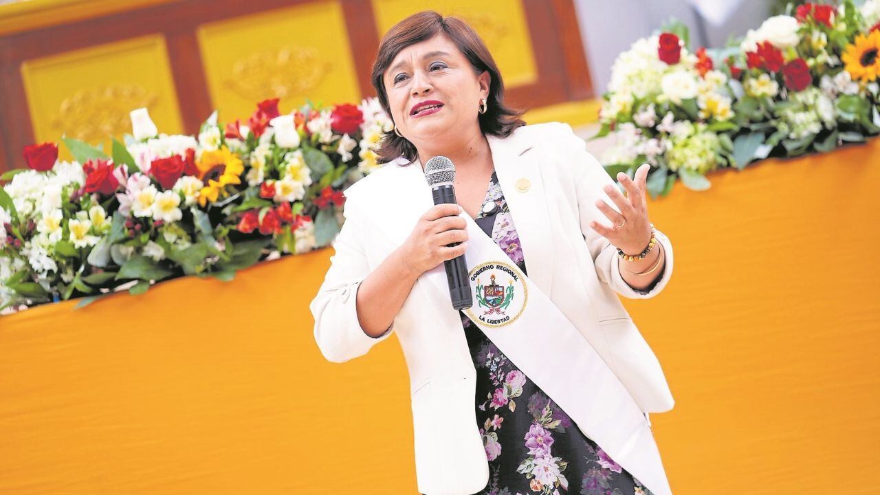 Presidenta del Consejo, Lorena Carranza, dijo que gobernadora era la encargada de supervisar todo lo relacionado al sector salud, pero no lo hizo.