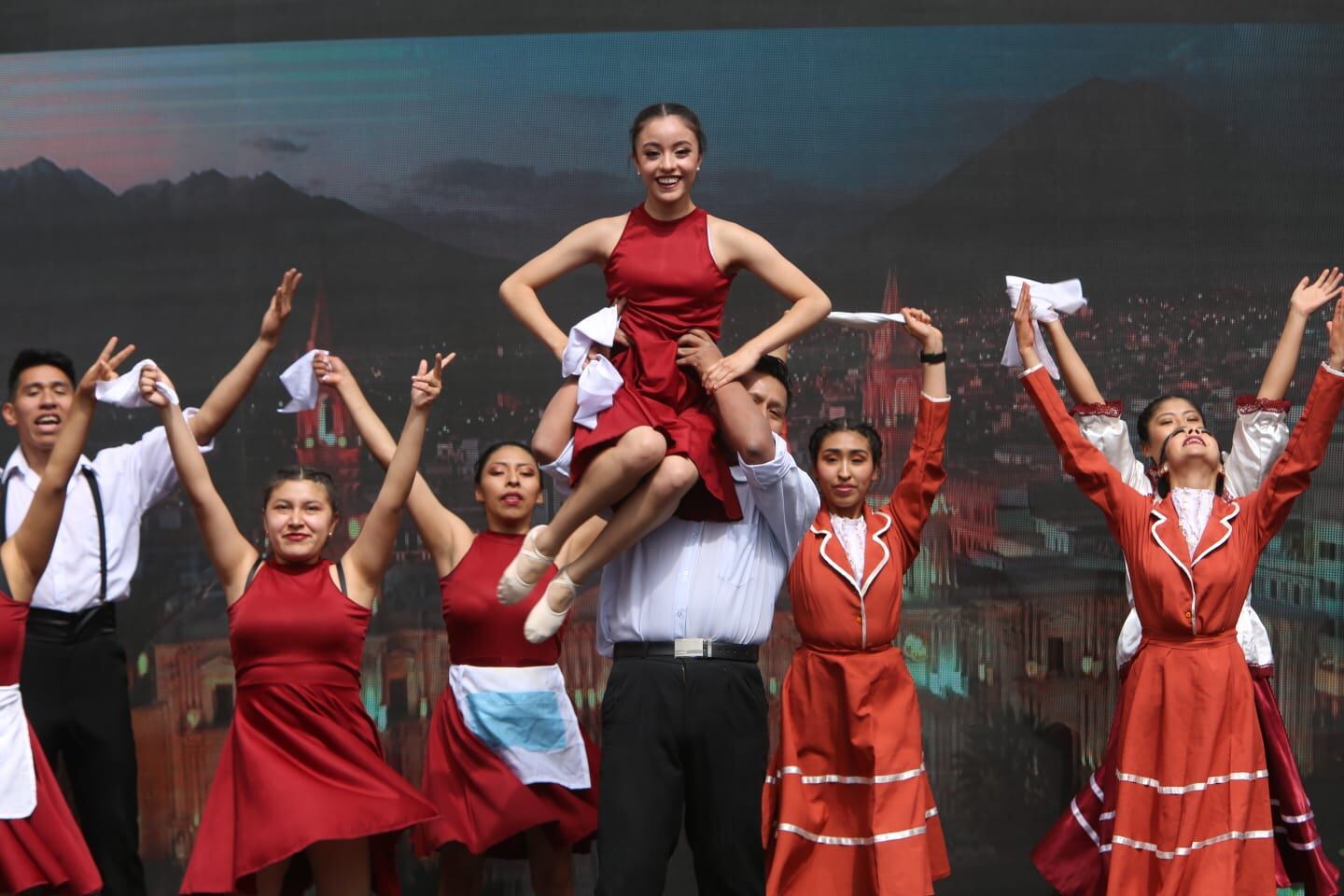 Visitantes podrán disfrutar de la presentación de danzas en diferentes escenarios (Foto: Leonardo Cuito)