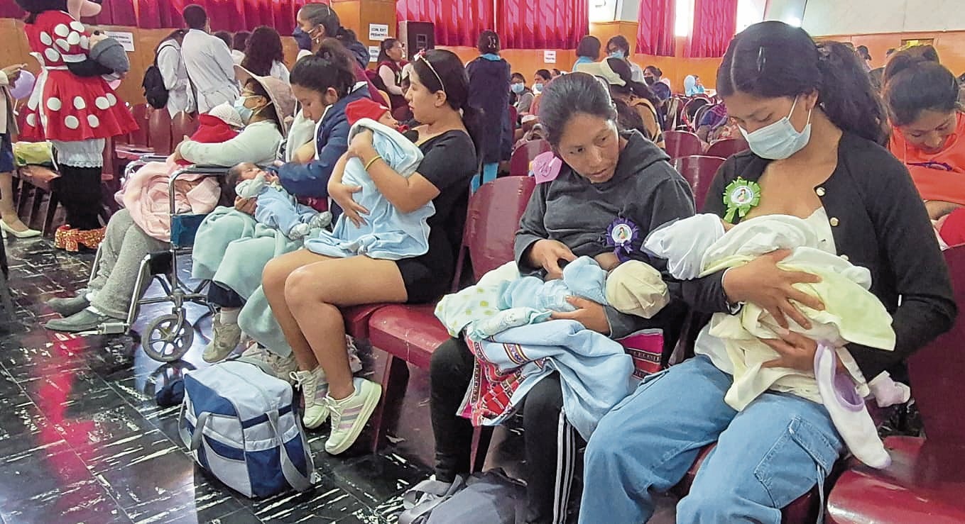 Lactancia materna debe enseñarse desde el colegio (Foto: Ministerio de Salud)