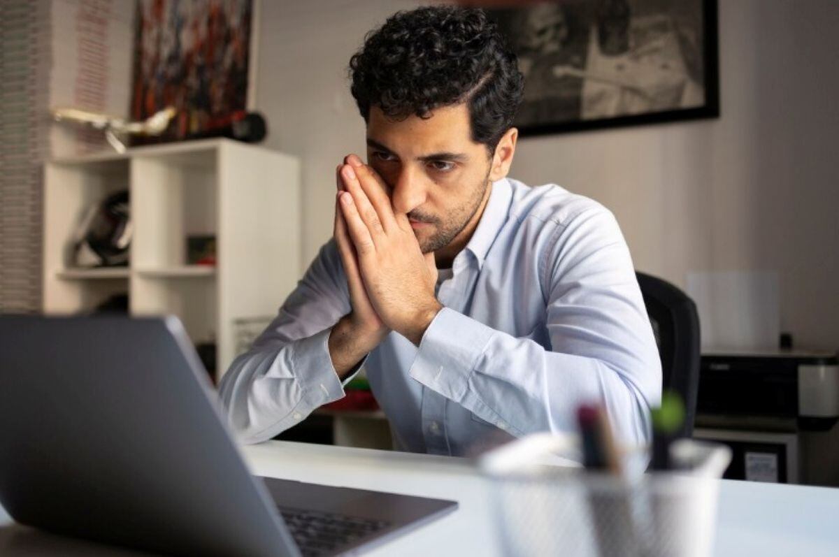 Salir de deudas no depende solo de reducir gastos, sino de entender tu situación financiera y tomar decisiones sostenidas. Especialista de Infocorp explica cómo hacerlo.