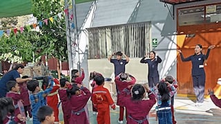 Arequipa: Jóvenes psicólogos con el firme propósito de llegar a todos los colegios