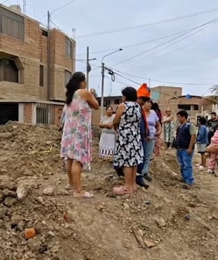 Vecinos exigieron que no se afecte la prestación de servicios básicos.