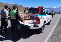 Arequipa: Vehículo cae a barranco de 150 metros y los ocupantes sobreviven