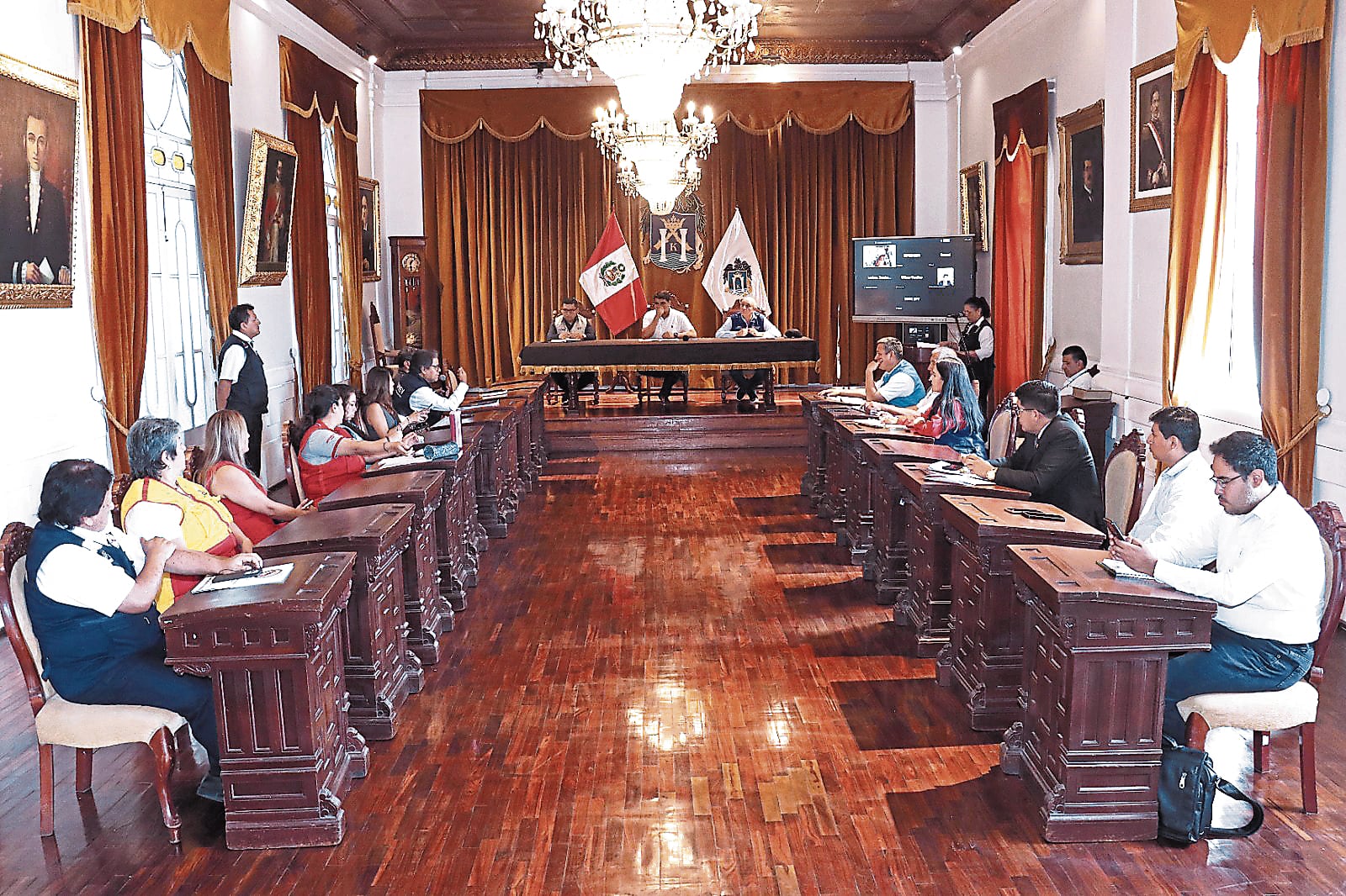 No se presentaron ni justificaron su ausencia los burgomaestres de La Esperanza (Wilmer Sánchez) y El Porvenir (Juan Carranza). Esto a pesar de que fueron notificados de la reunión con anticipación.