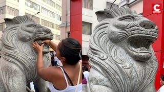 Escándalo en la ‘Calle capón’: Desaparecen esferas de piedra de los Leones de Fu, monumento donado por la comunidad china
