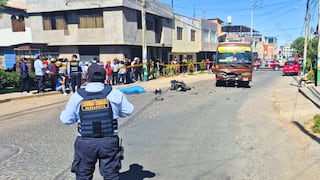 Arequipa: Joven motociclista fallece tras choque frontal con bus del SIT en Paucarpata (VIDEO)