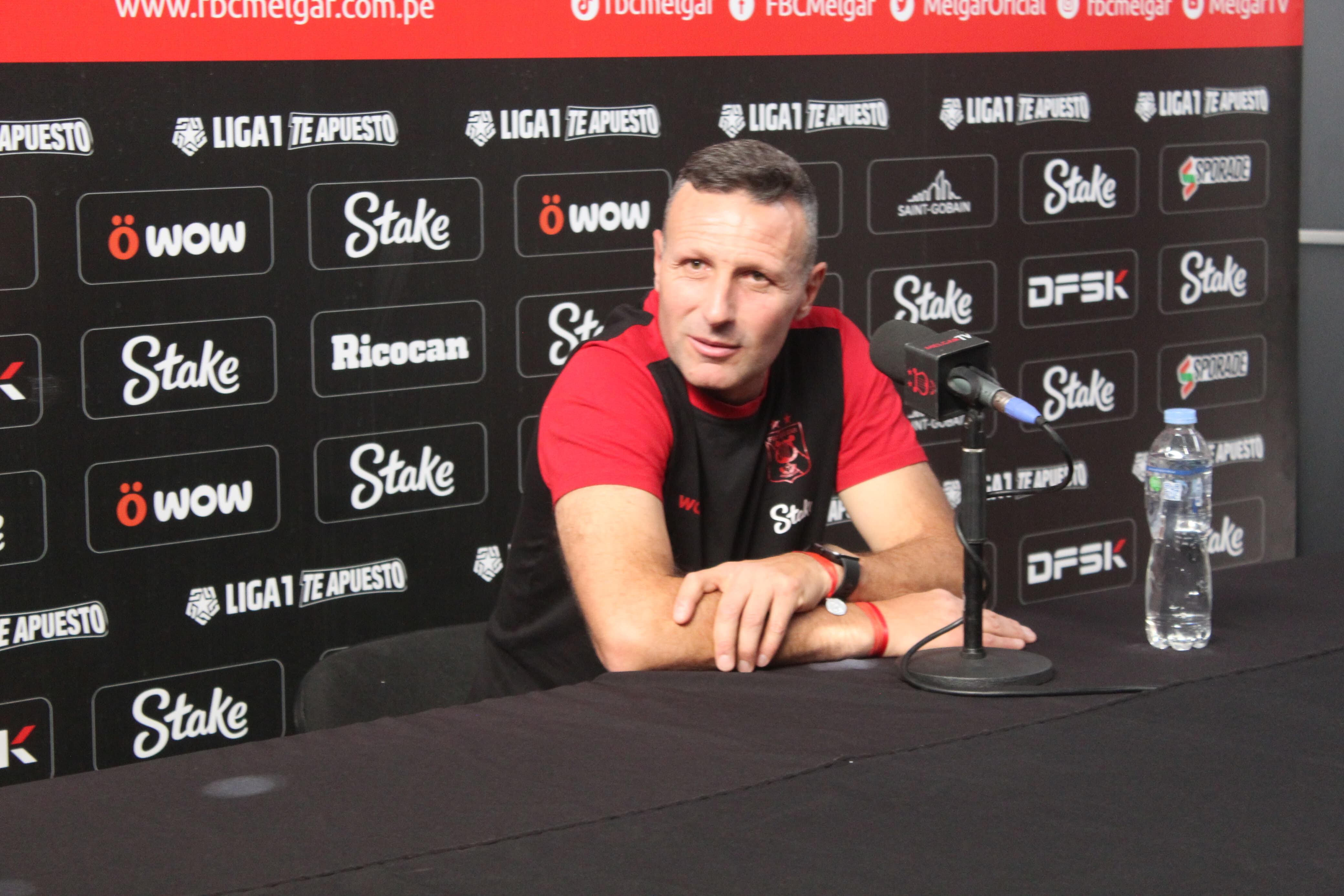 Director técnico del FBC Melgar, Walter Ribonetto. Foto: Álvaro Figueroa.