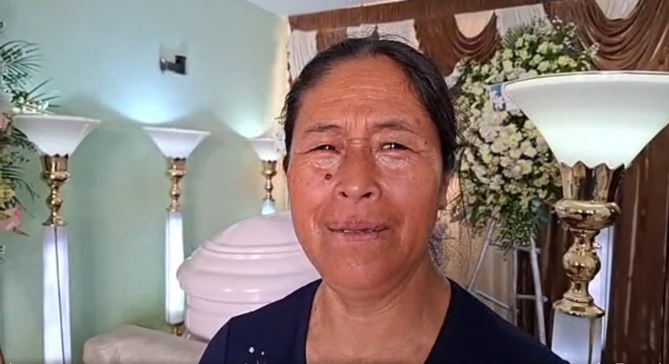 Laura Cruz exige que la muerte de su hija Melany no quede impune. Sus restos serán enterrados en el cementerio El Remanso./Foto: Exitosa Trujillo.