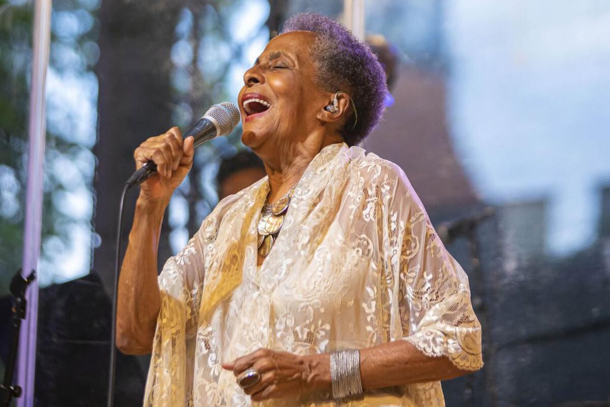 Ricardo Pereira, esposo de Susana Baca, fue el que dio esta buena noticia a través de las redes sociales.