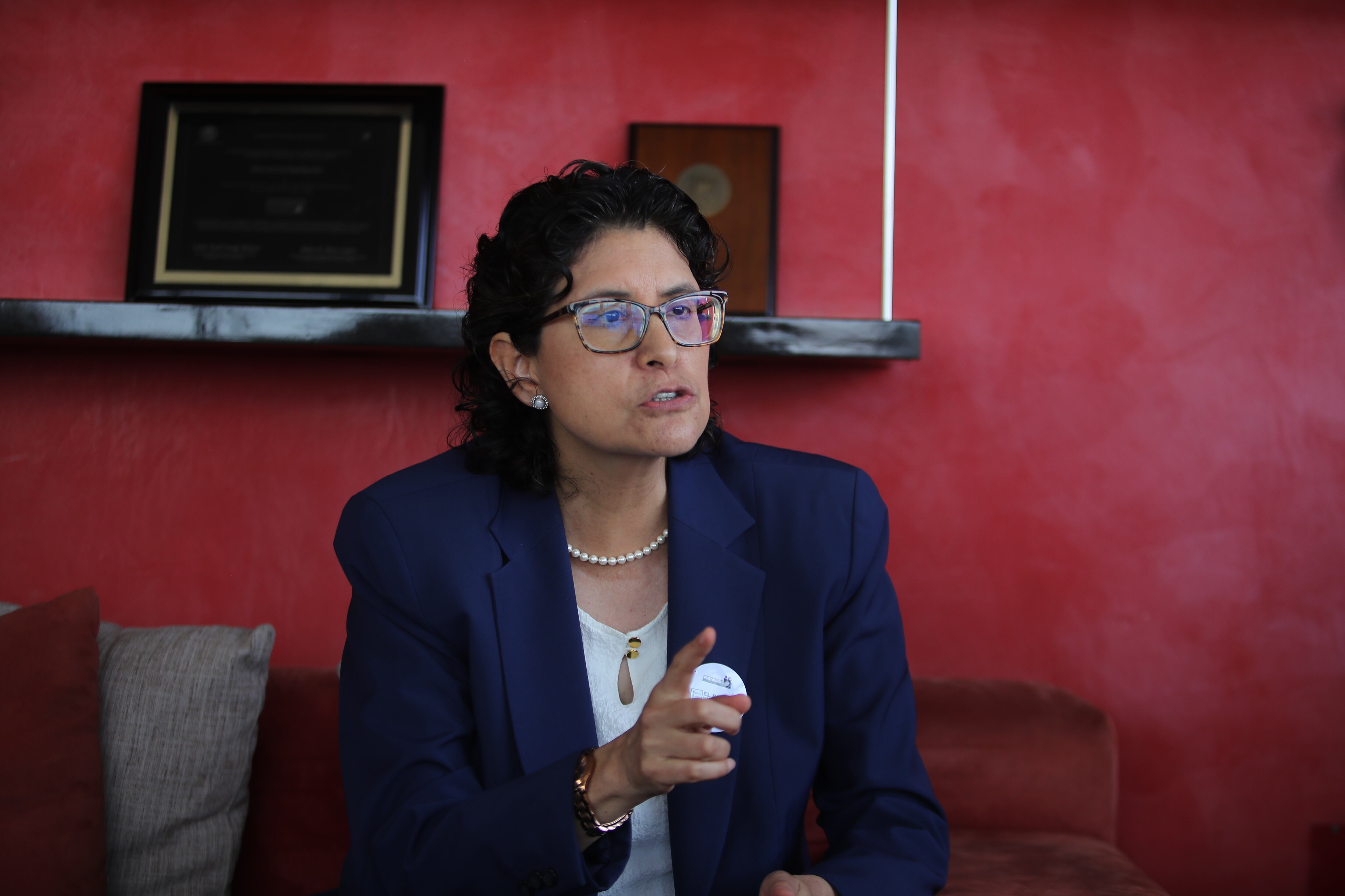 La titular del Reniec, Carmen Velarde, ofreció disculpas públicas por la filtración de datos personales de más de 15 millones de ciudadanos y advirtió que bloqueará el acceso a las entidades estatales que no justifiquen el uso de esta información. Señaló al Ministerio del Interior como posible punto de origen. (Foto: GEC)