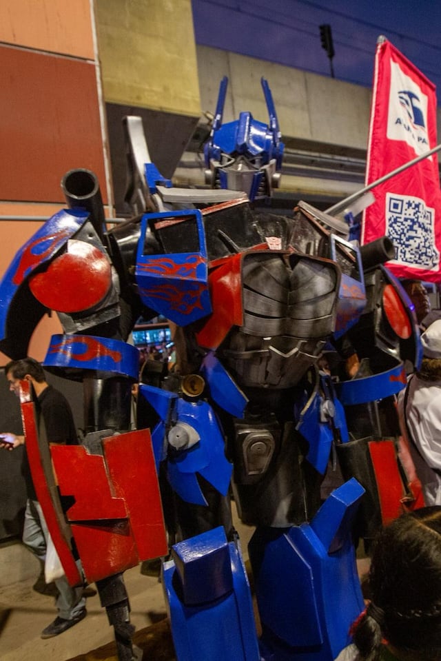 Debate electoral JNE: simpatizantes se concentran fuera del Centro de Convenciones en el último día