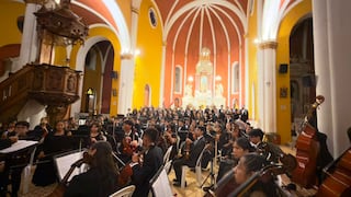 Niños y adolescentes de Arequipa emocionan al público con concierto Del Perú y el Mundo