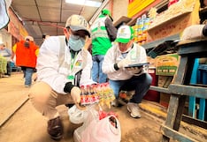 Intervienen mercado de Huancayo y decomisan más de 60 productos vencidos y adulterados