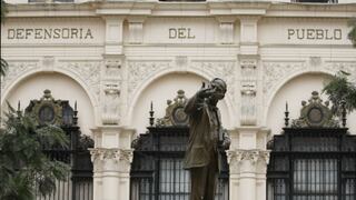 Defensoría: Mineros informales y Ejecutivo inician diálogo tras desbloqueo de vías