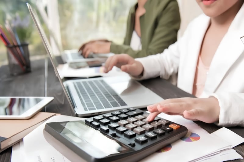 El Día de San Pedro y San Pablo es un feriado nacional para trabajadores del sector público y privado. Un especialista explica en qué casos corresponde el pago adicional por laborar durante esa fecha y cuándo no aplica.