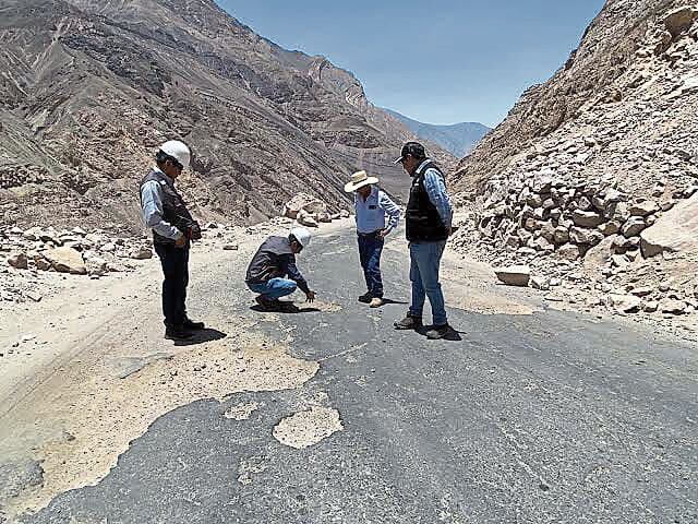 Perjuicio económico de de 323 mil soles en carretera de Paclla y Lluta en Caylloma