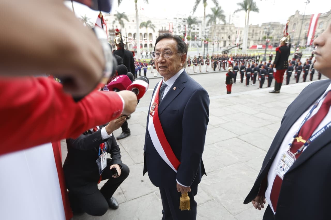El presidente saliente señaló que un eventual indulto a Pedro Castillo deberá ser evaluado por la nueva administración dentro del marco legal.(Foto: Mario Zapata N. / @photo.gec)