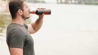 ¿Consumir alcohol perjudica el aumento de masa muscular? Esto dice la evidencia