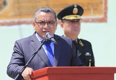 Ministro del Interior asegura que audios con capitán de la policía han sido “adulterados”