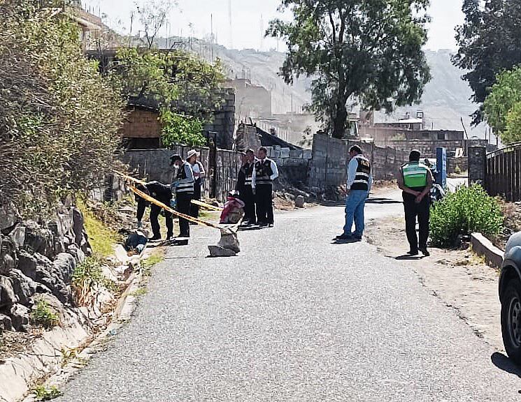 Policía especializada realiza la investigación de los hechos. (Foto: GEC)