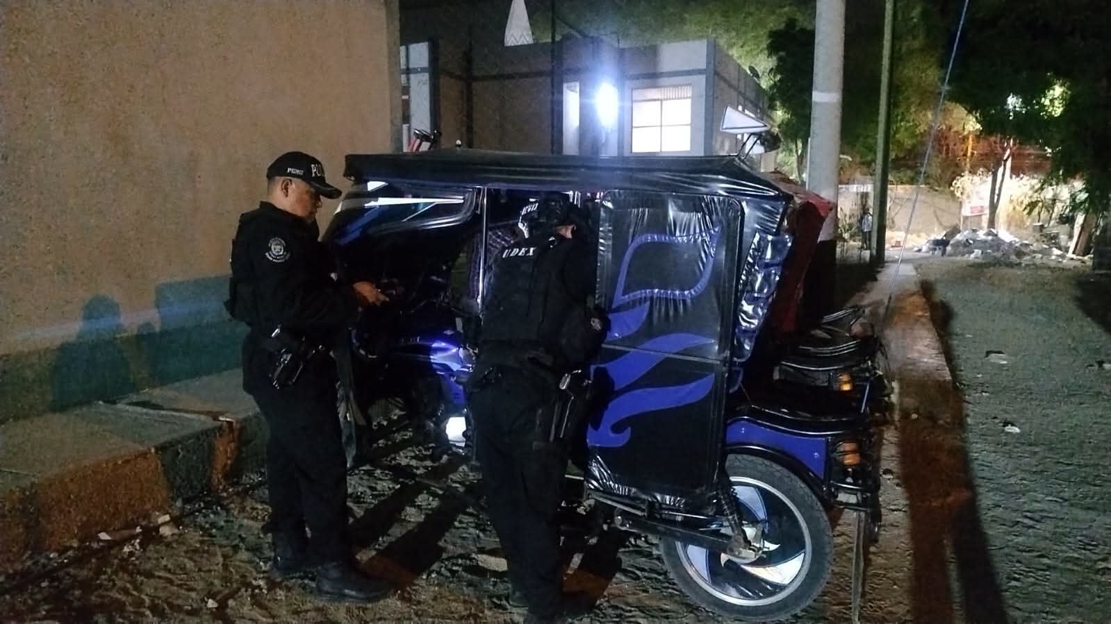 Sujetos llegaron a cobrar en una mototaxi.